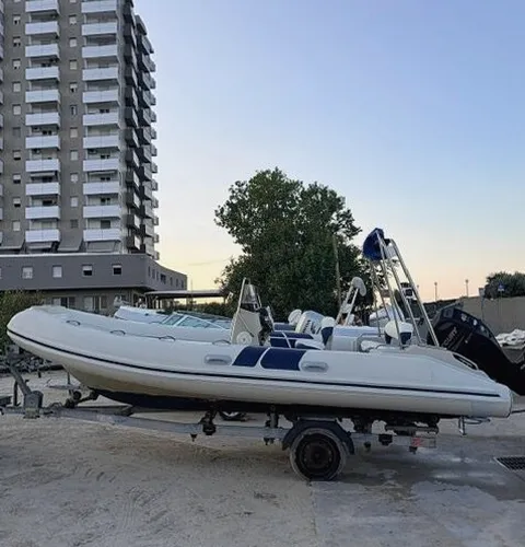Barco disponible para alquiler en Palma de Mallorca, Baleares